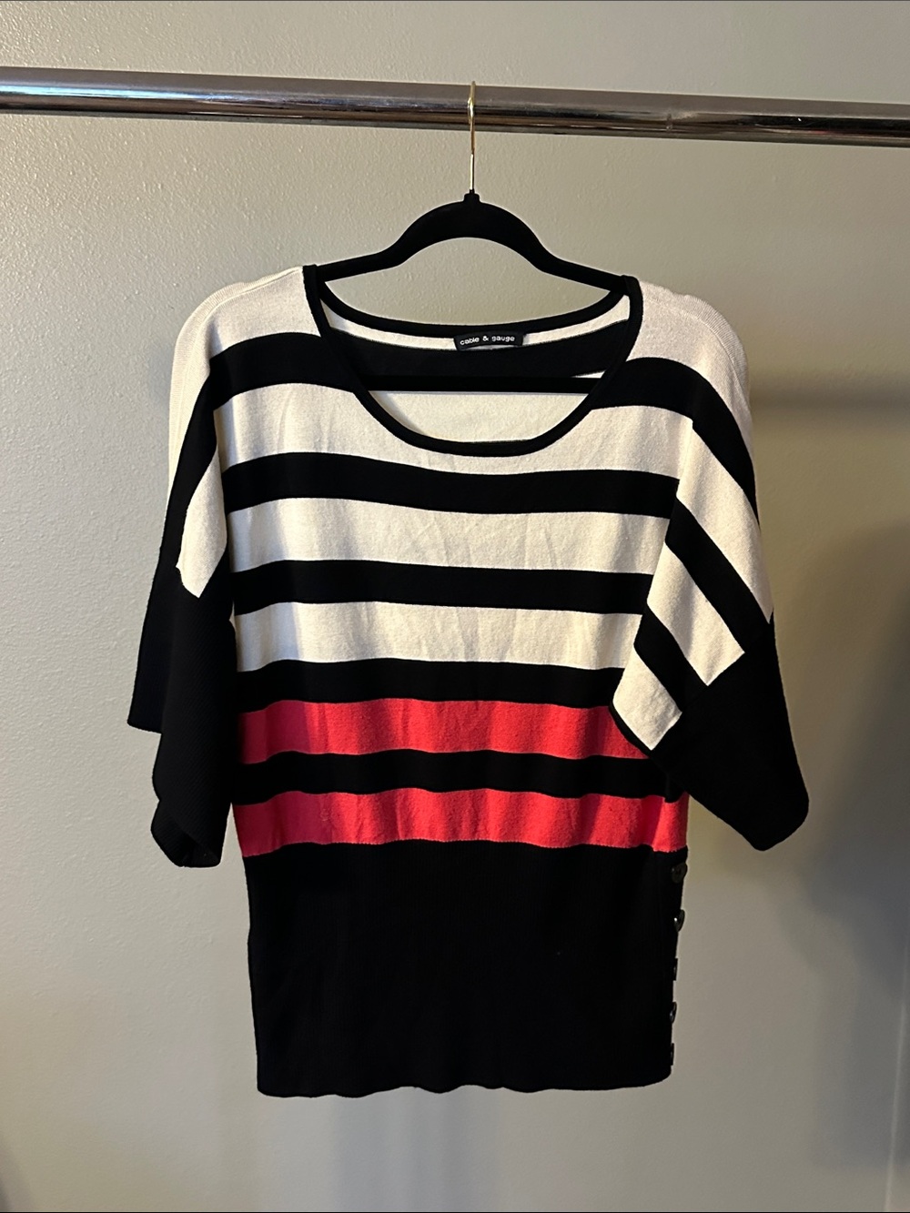 Cable & Gauge Black, White & Red Striped Short Sleeve Knit Top